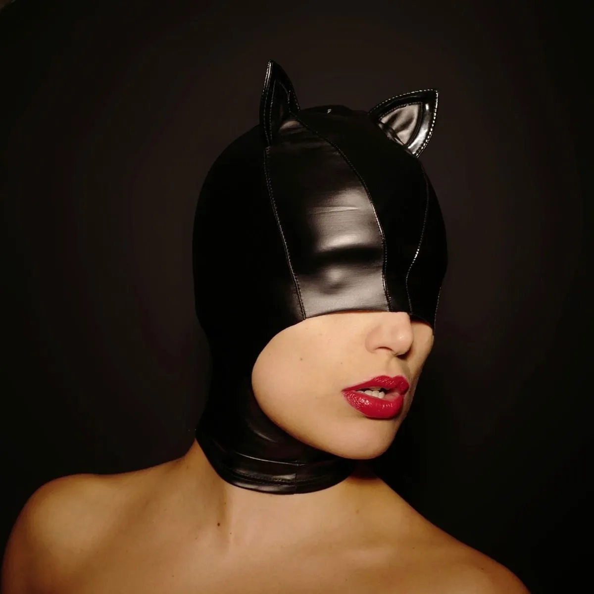 Patrice Catanzaro Cagoule Blind Kitty En Wetlook Et Vinyle 3 Patrice Catanzaro Cagoule Blind Kitty En Wetlook Et Vinyle