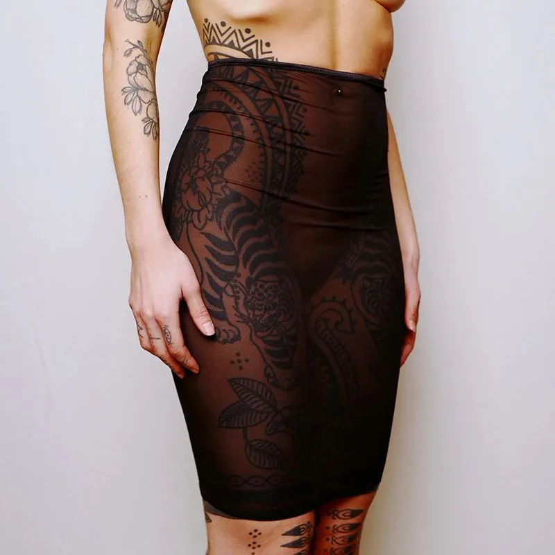 Dollhouse Jupe Crayon Ouvrable En Résille 4 Dollhouse Jupe Crayon Ouvrable En Résille – Image 2