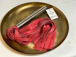 Dollhouse Martinet - Latex Rouge Et Acier Brossé