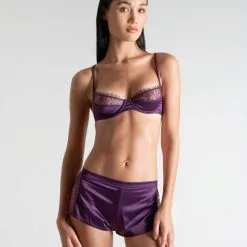 Maison Close Mini Short - Villa Satine - Violet 13 Maison Close Mini Short - Villa Satine - Violet -Lingerie boutique mini short villa satine violet 6