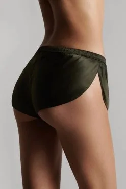 Maison Close Short En Soie - Rendez-vous Kaki 13 Maison Close Short En Soie - Rendez-vous Kaki -Lingerie boutique short rendez vous kaki 1