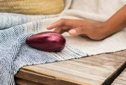 Womanizer Liberty - Rouge 25 Womanizer Liberty - Rouge -Lingerie boutique wmz liberty red wine mood 31 jpg