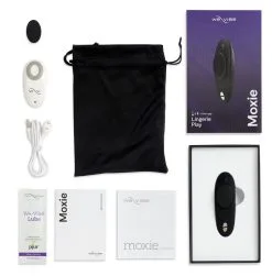 We-Vibe Galet Vibrant Aimanté Et Télécommandé Moxie - Noir -Lingerie boutique wvi moxie satin black product image flatlay